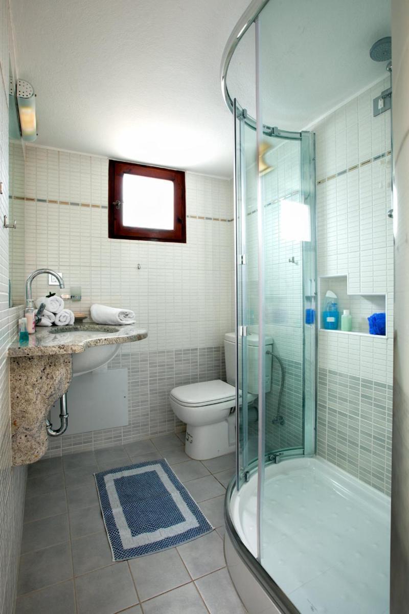 Giorgi's Blue Aparthotel 3*