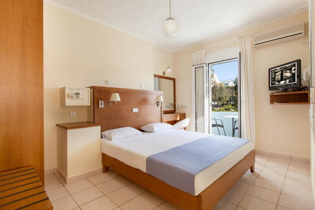 Aparthotel Giorgi's Blue 3*